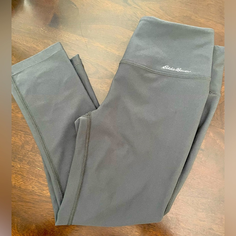 Eddie Bauer Women’s Capri Leggings